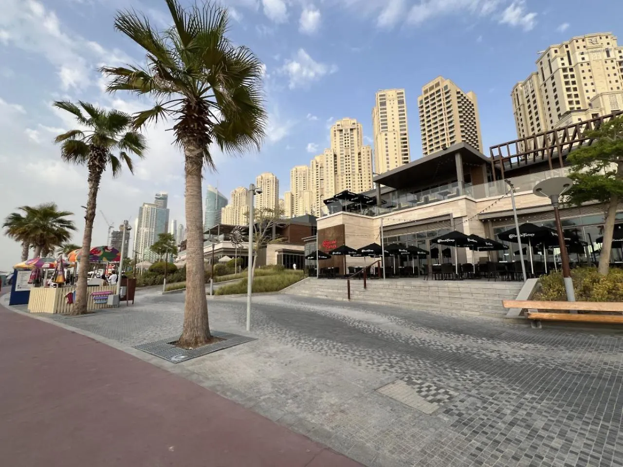 Stylish 1 Bedroom Canal View, Near Beach And Metro Station Dubaj