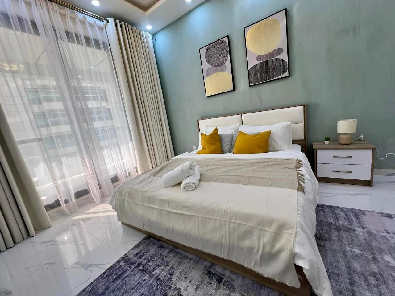 Stylish 1 Bedroom Canal View, Near Beach And Metro Station Dubai Apartment